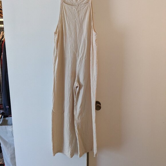 Carly Jean Los Angeles Dune Jumpsuit - Picture 5 of 8